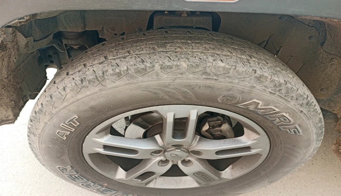 2021 Mahindra Thar LX D AT 4WD HT, Diesel, Automatic, 57,195 km, tyre