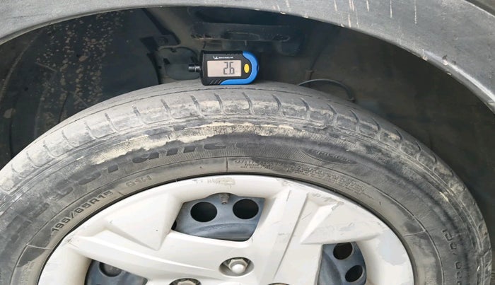 2019 Hyundai VENUE S 1.2, Petrol, Manual, 68,458 km, tyre