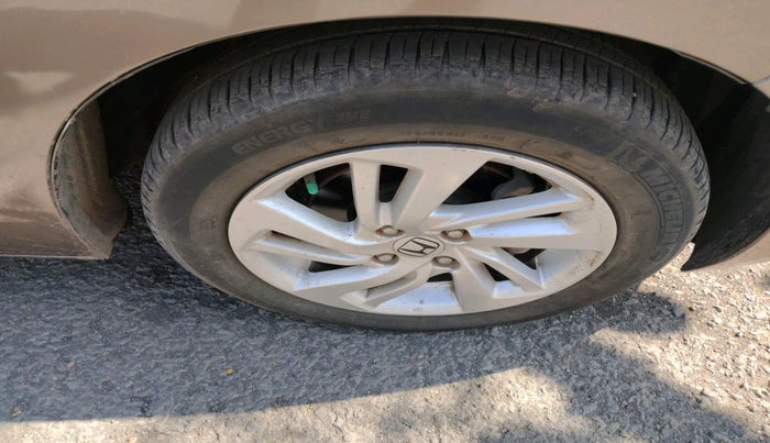 2015 Honda Jazz 1.2L I-VTEC V AT, Petrol, Automatic, 48,158 km, tyre