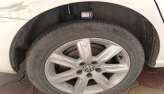 2011 Volkswagen Vento COMFORTLINE 1.6, Petrol, Manual, 91,862 km, tyre