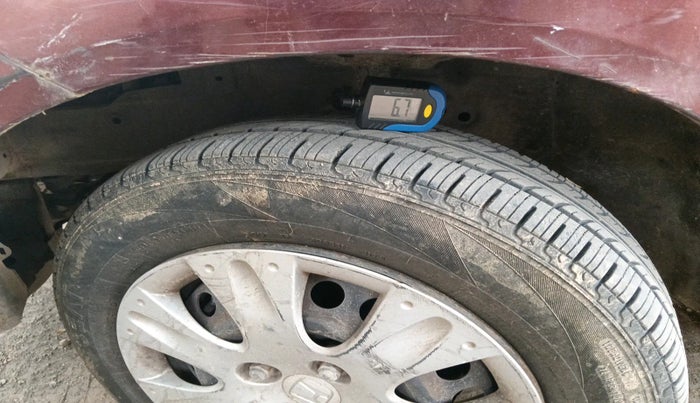 2013 Honda Amaze 1.2L I-VTEC S, Petrol, Manual, 1,79,530 km, tyre