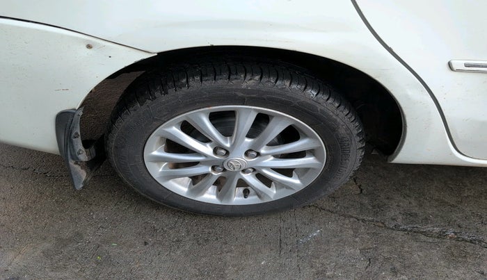 2015 Toyota Etios VX, Petrol, Manual, 1,69,373 km, tyre