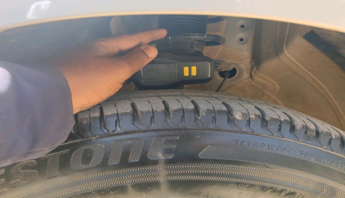 2024 Maruti Swift VXi, Petrol, Manual, 16,337 km, tyre