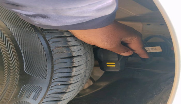 2024 Maruti Swift VXi, Petrol, Manual, 16,337 km, tyre