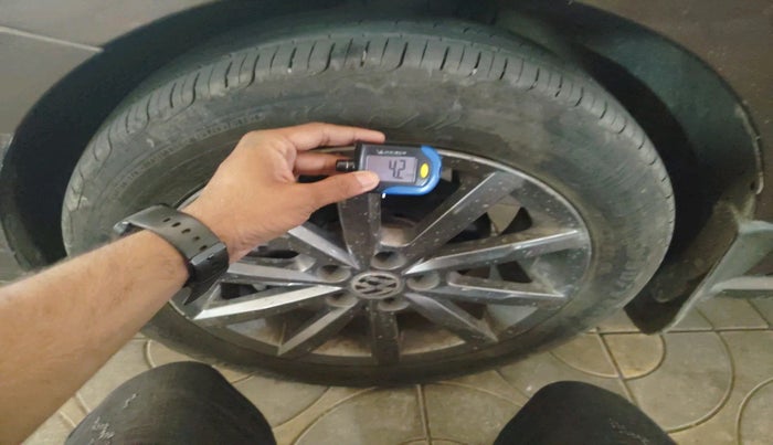 2018 Volkswagen Ameo HIGHLINE PLUS 1.0L 16 ALLOY, Petrol, Manual, 49,890 km, tyre