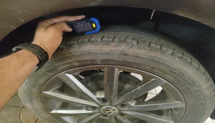 2018 Volkswagen Ameo HIGHLINE PLUS 1.0L 16 ALLOY, Petrol, Manual, 49,890 km, tyre