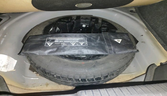 2018 Volkswagen Ameo HIGHLINE PLUS 1.0L 16 ALLOY, Petrol, Manual, 49,890 km, tyre