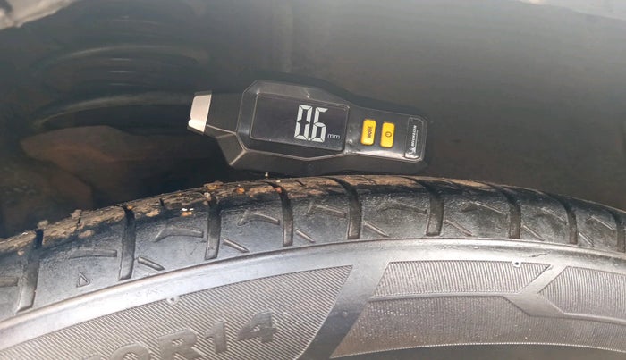 2012 Hyundai i20 MAGNA 1.4 CRDI, Diesel, Manual, 99,522 km, tyre