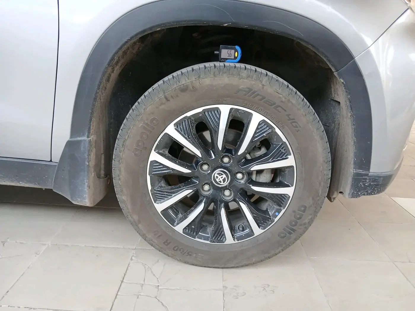 2021 Toyota URBAN CRUISER PREMIUM GRADE AT, Petrol, Automatic, 72,406 km, tyre