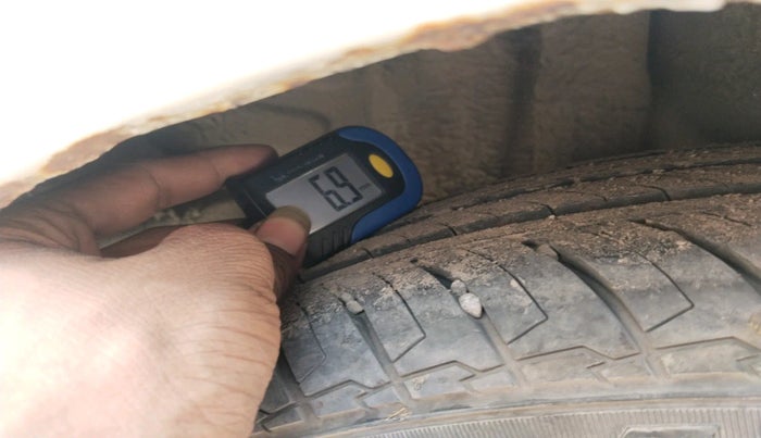 2016 Honda City 1.5L I-VTEC V MT, Petrol, Manual, 1,61,543 km, tyre