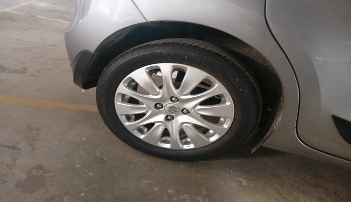 2016 Maruti Baleno ALPHA PETROL 1.2, Petrol, Manual, 70,601 km, tyre