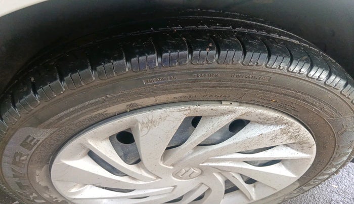 2021 Maruti Ertiga VXI CNG, Petrol, Manual, 96,725 km, tyre