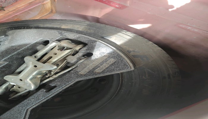 2015 Maruti Celerio VXI AMT, Petrol, Automatic, 68,622 km, tyre