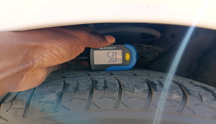 2016 Hyundai Verna FLUIDIC 4S 1.4 VTVT, Petrol, Manual, 51,745 km, tyre