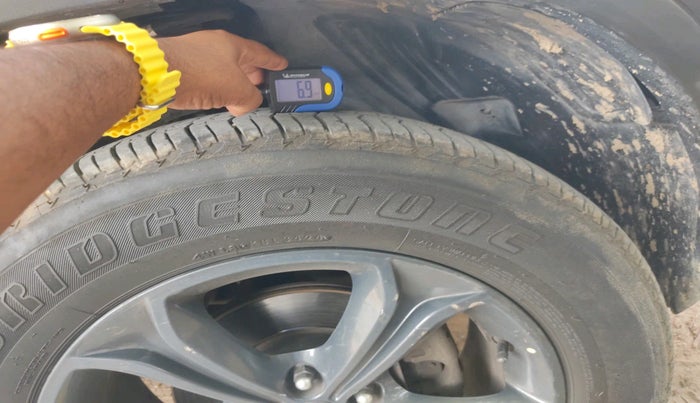 2020 Tata Harrier XZ 2.0L, Diesel, Manual, 1,76,857 km, tyre