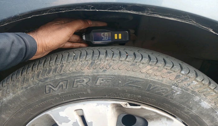 2010 Maruti Swift VDI, Diesel, Manual, 79,040 km, tyre