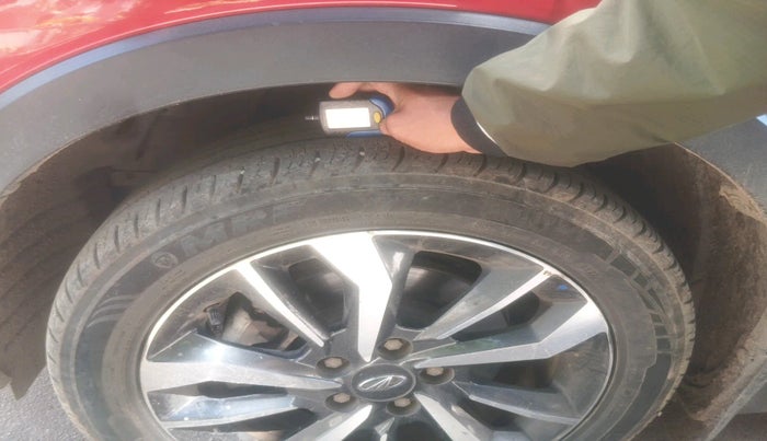 2022 Mahindra XUV300 W8 (O) 1.2 PETROL, Petrol, Manual, 47,974 km, tyre