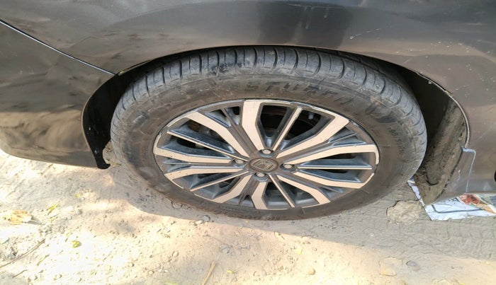 2018 Honda City 1.5L I-VTEC VX, Petrol, Manual, 1,73,653 km, tyre