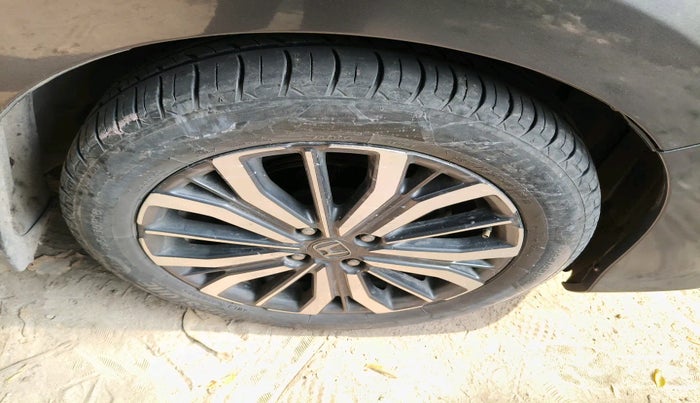 2018 Honda City 1.5L I-VTEC VX, Petrol, Manual, 1,73,653 km, tyre