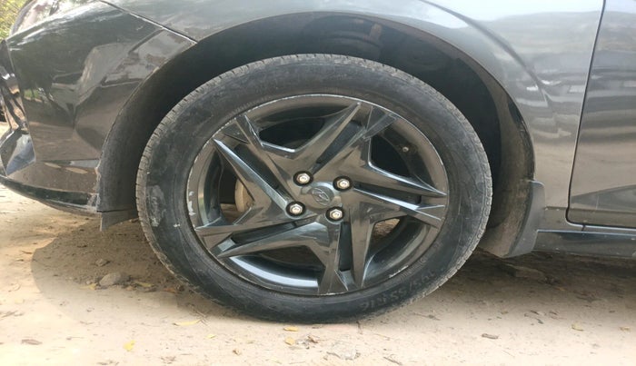 2022 Hyundai NEW I20 SPORTZ 1.2 MT, Petrol, Manual, 37,360 km, tyre