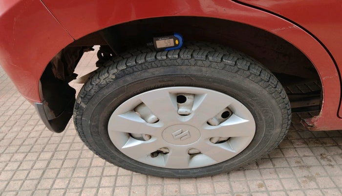 2015 Maruti Wagon R 1.0 LXI CNG, Petrol, Manual, 63,753 km, tyre