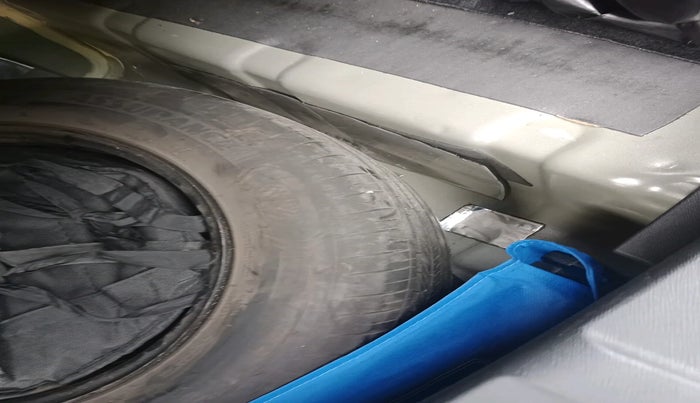 2023 Tata NEXON CREATIVE 1.2 REVOTRON 6MT, Petrol, Manual, 19,356 km, tyre