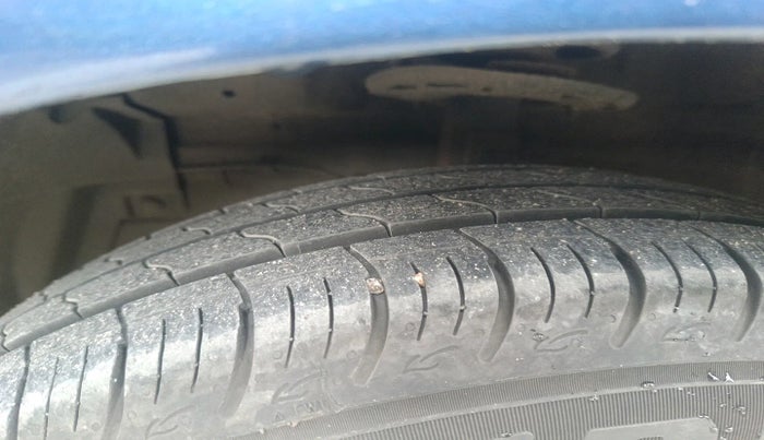 2017 Maruti Ciaz ZETA 1.4  MT PETROL, Petrol, Manual, 66,754 km, tyre