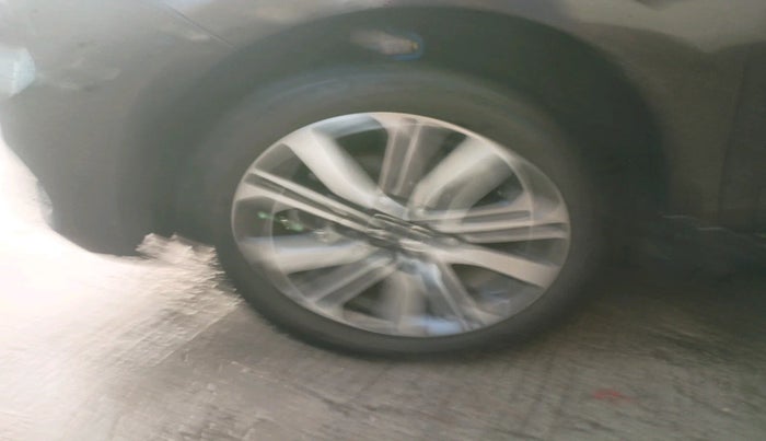 2023 Honda Amaze 1.2L I-VTEC VX, Petrol, Manual, 43,176 km, tyre