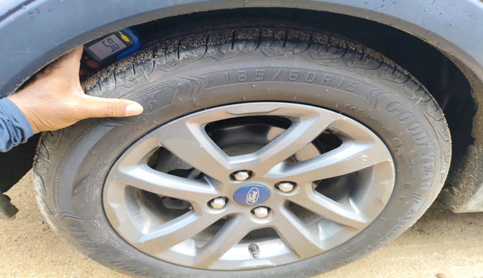 2019 Ford FREESTYLE TITANIUM 1.2 PETROL, Petrol, Manual, 65,342 km, tyre