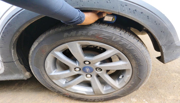 2019 Ford FREESTYLE TITANIUM 1.2 PETROL, Petrol, Manual, 65,342 km, tyre