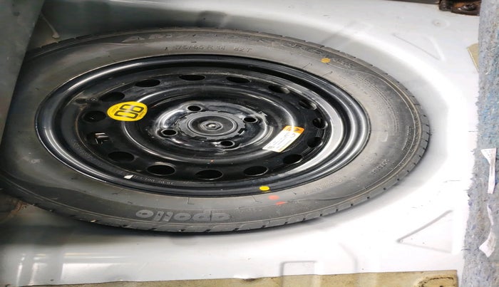 2019 Ford FREESTYLE TITANIUM 1.2 PETROL, Petrol, Manual, 65,342 km, tyre