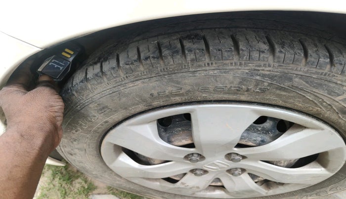 2014 Honda Mobilio 1.5L I-VTEC S, Petrol, Manual, 1,09,234 km, tyre