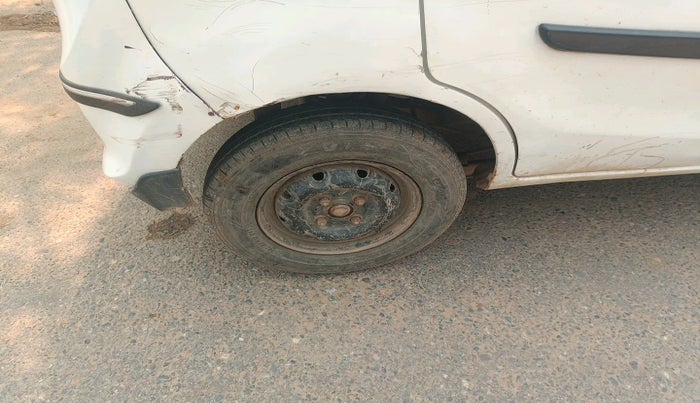 2013 Maruti Alto 800 LXI CNG, Petrol, Manual, 1,61,168 km, tyre