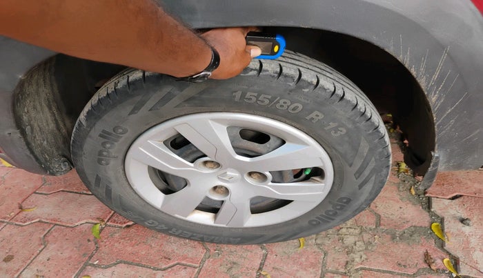 2016 Renault Kwid RXT 0.8, Petrol, Manual, 88,114 km, tyre