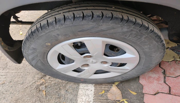 2016 Renault Kwid RXT 0.8, Petrol, Manual, 88,114 km, tyre