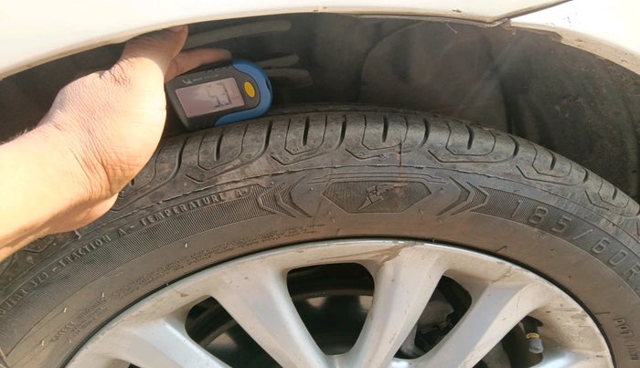 2011 Toyota Etios V, Petrol, Manual, 89,747 km, tyre