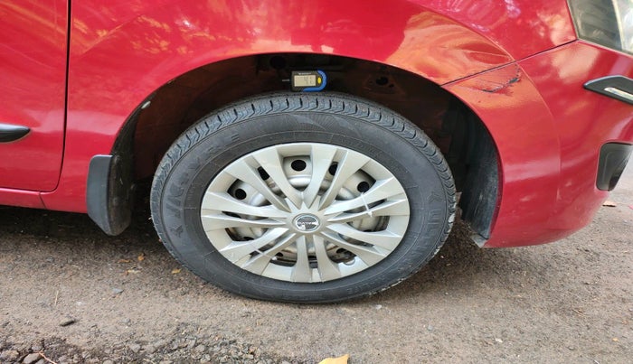 2014 Maruti Wagon R 1.0 LXI, Petrol, Manual, 31,895 km, tyre