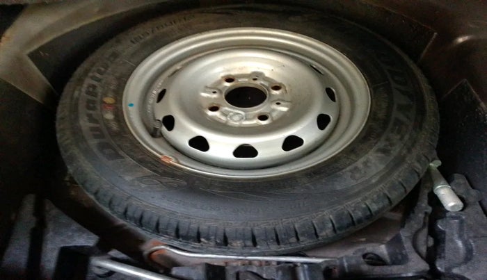 2018 Tata TIGOR XM PETROL, Petrol, Manual, 31,227 km, tyre