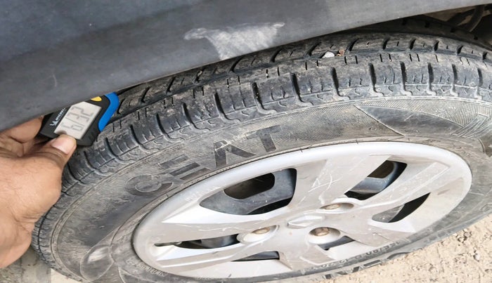 2019 Renault Kwid RXT 0.8 (O), Petrol, Manual, 32,994 km, tyre