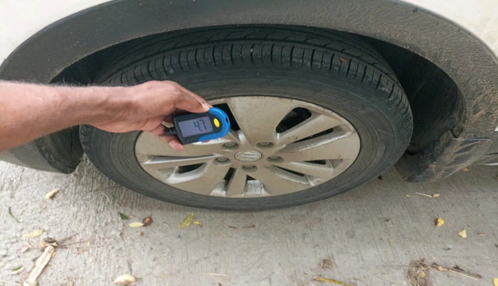 2016 Maruti S Cross SIGMA 1.3, Diesel, Manual, 1,16,020 km, tyre