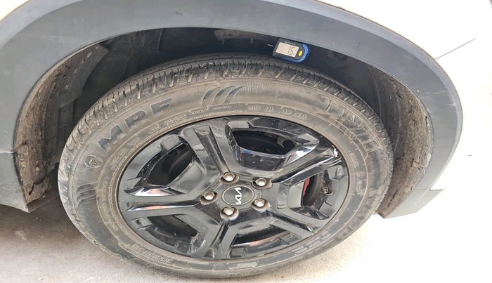 2023 KIA SONET HTK PLUS 1.2 PETROL MT, Petrol, Manual, 10,273 km, tyre