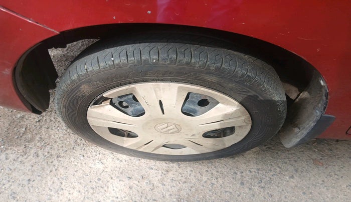 2015 Maruti Wagon R 1.0 VXI, Petrol, Manual, 79,751 km, tyre