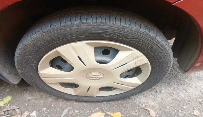 2015 Maruti Wagon R 1.0 VXI, Petrol, Manual, 79,751 km, tyre