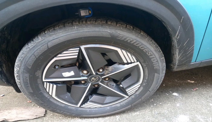 2023 Tata NEXON CREATIVE + 1.2 PETROL, Petrol, Manual, 24,667 km, tyre