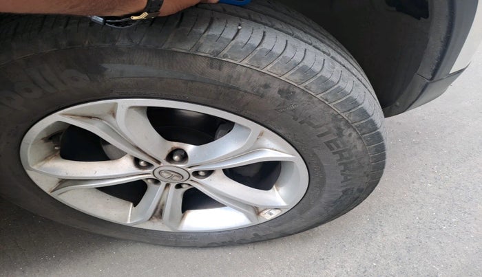 2022 Tata Harrier XZA 2.0L, Diesel, Automatic, 36,429 km, tyre