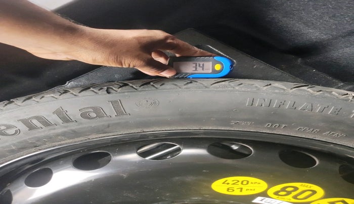 2016 Mercedes Benz GLE 250 D4 MATIC, Diesel, Automatic, 1,52,757 km, tyre