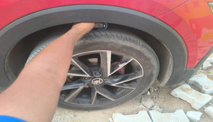 2023 Skoda KUSHAQ  MONTE CARLO 1.0L TSI MT, Petrol, Manual, 44,154 km, tyre