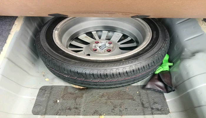 2021 Honda City 1.5L I-VTEC ZX, Petrol, Manual, 20,225 km, tyre