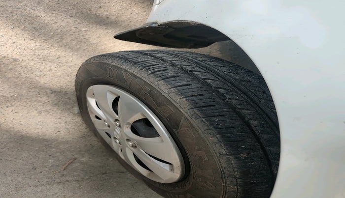 2011 Hyundai i10 SPORTZ 1.2 AT, Petrol, Automatic, 66,548 km, tyre