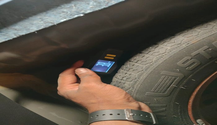 2023 Nissan MAGNITE XV TURBO CVT, Petrol, Automatic, 9,928 km, tyre